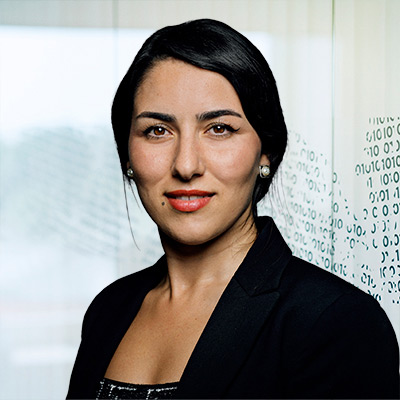 Portrait of Ava Davani Business Consultant in NNIT